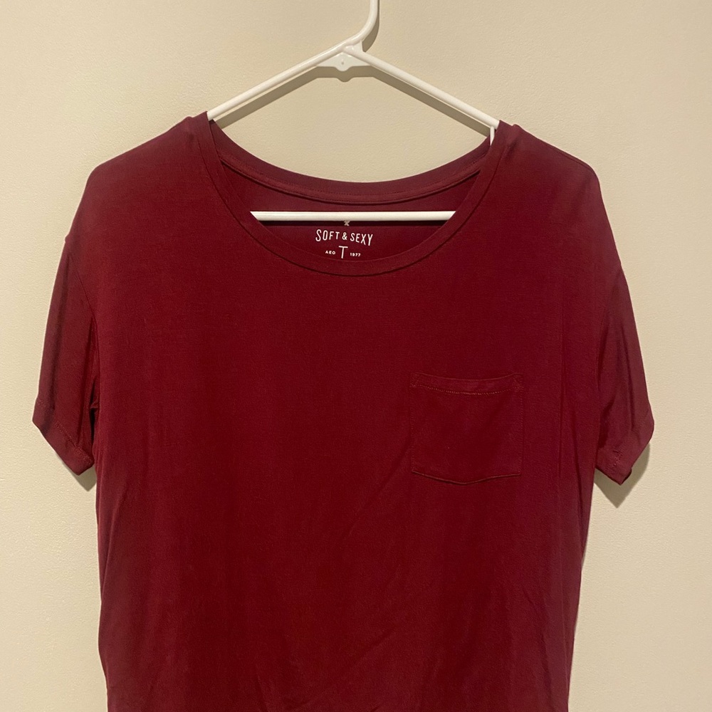 American Eagle Outfitters T-Shirt